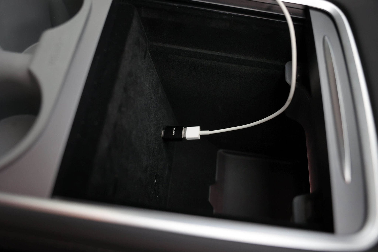 Apple Watch Tesla Charging Kit-3