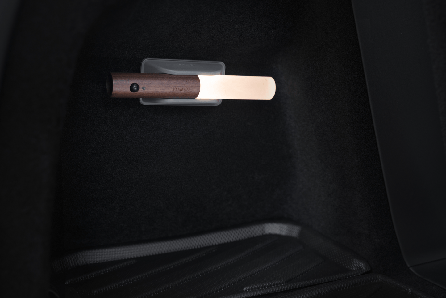 LED Light Bar & Houder voor Tesla – Kofferbak & Interieur