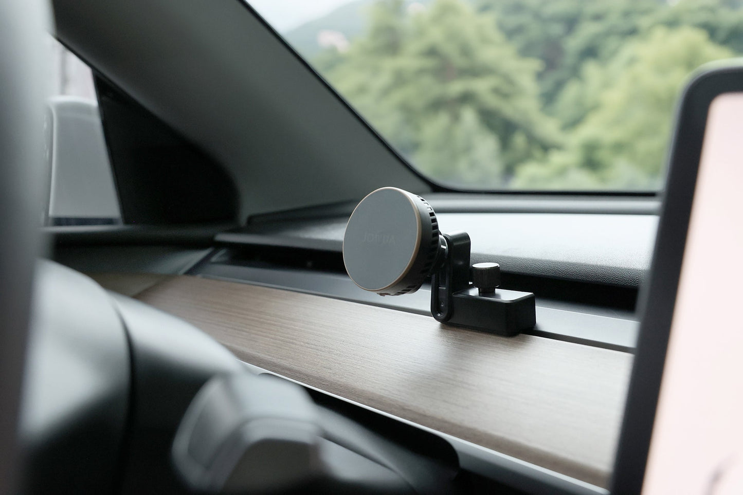 Active Cooling MagSafe Autohouder voor Tesla Model 3 & Y (2018-2024) – Ventilatierooster