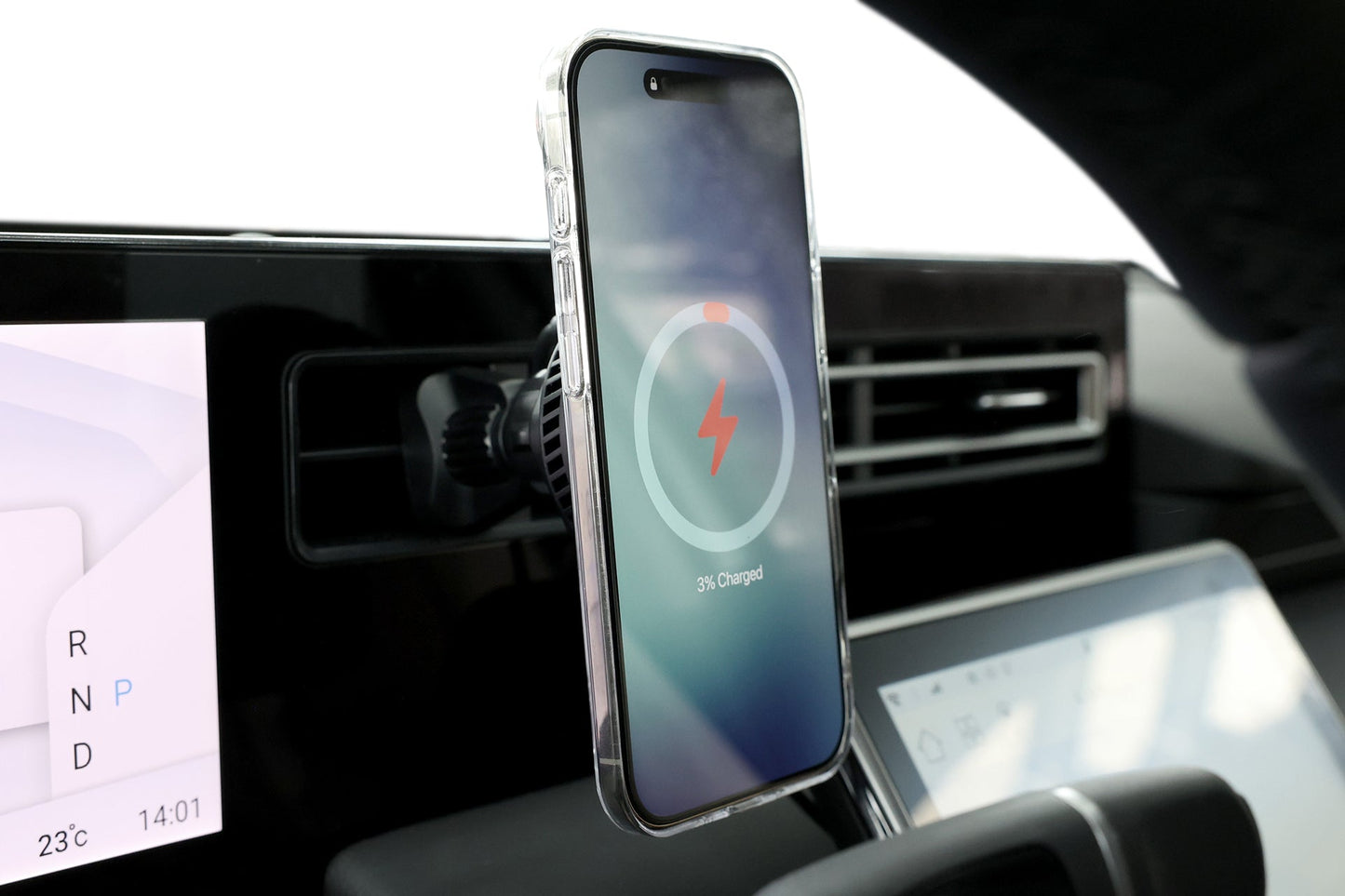 Active Cooling Universal MagSafe Car Mount for Air Vents-3