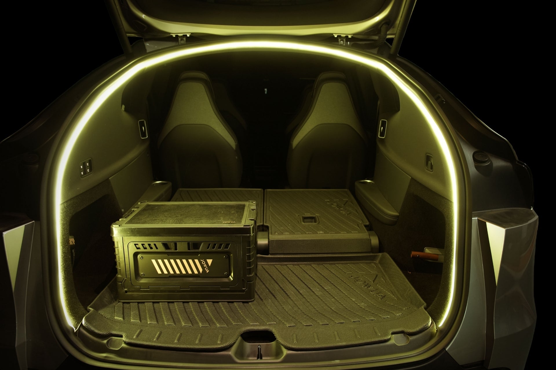 Tesla Model Y L (2026+) Trunk Ambient Light - USB-C LED Strip-0