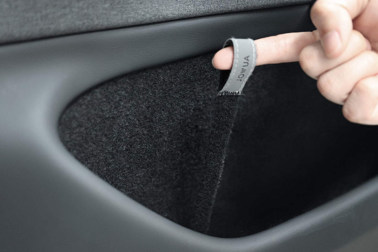 Reflecterende Noodontgrendeling Achterportier – Tesla Model 3 Highland & Model Y