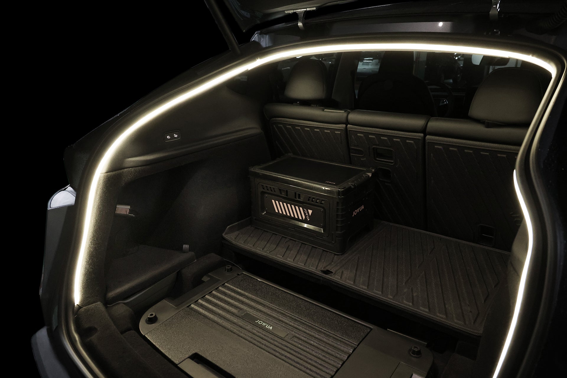Tesla Model Y Trunk Ambient Light - USB-C LED Strip-4