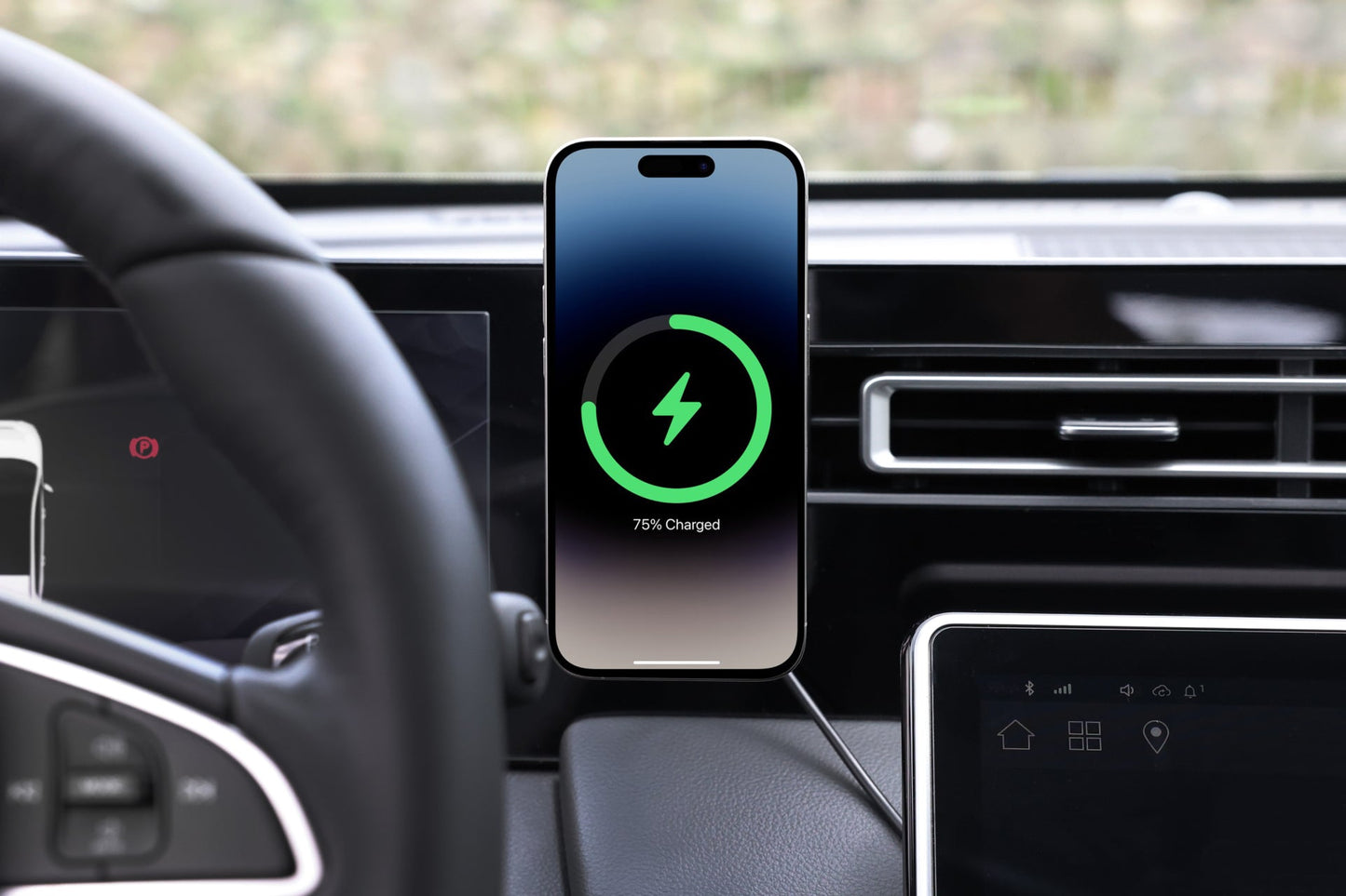 Active Cooling Universal MagSafe Car Mount for Air Vents-4
