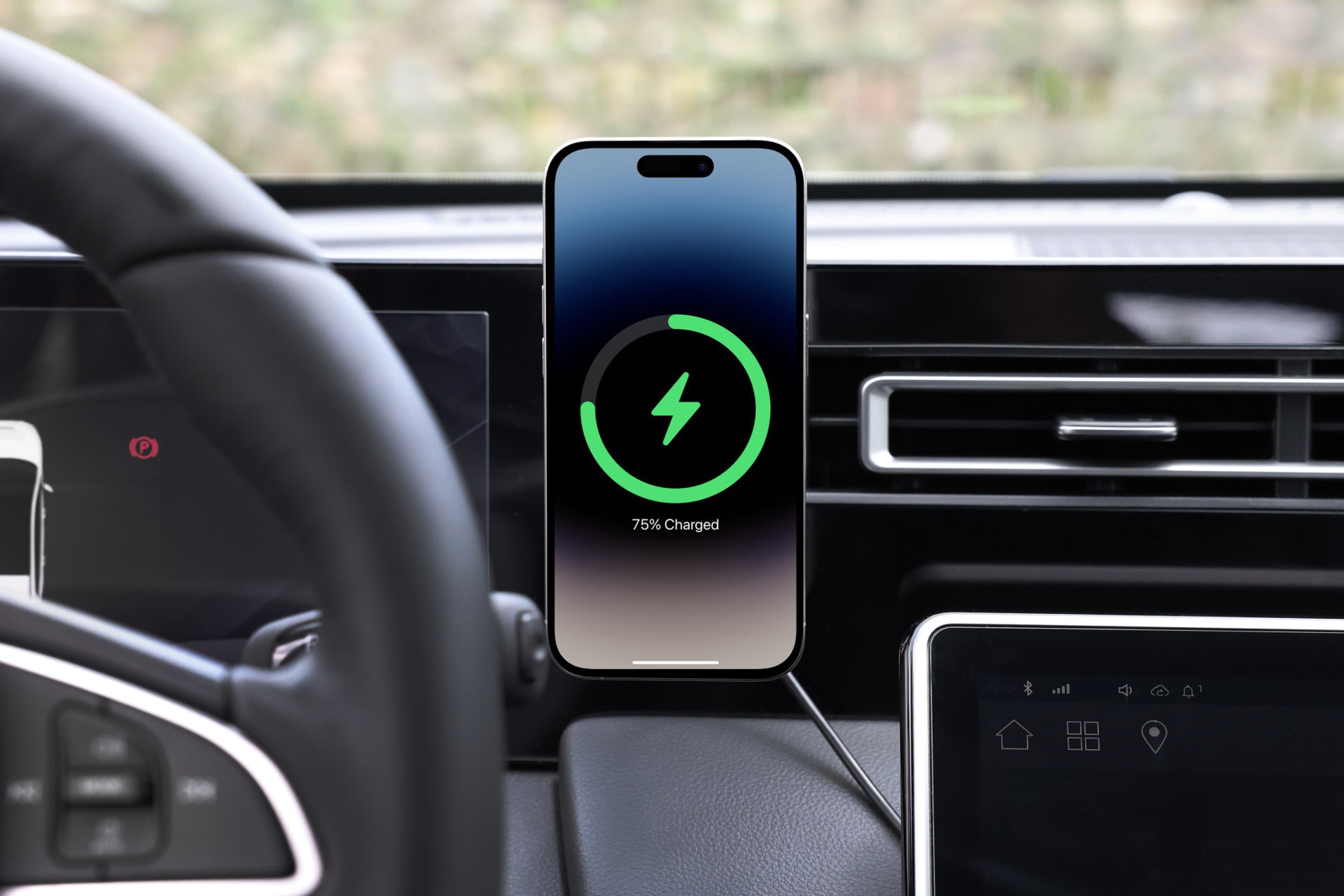 Active Cooling Universal MagSafe Car Mount for Air Vents-4